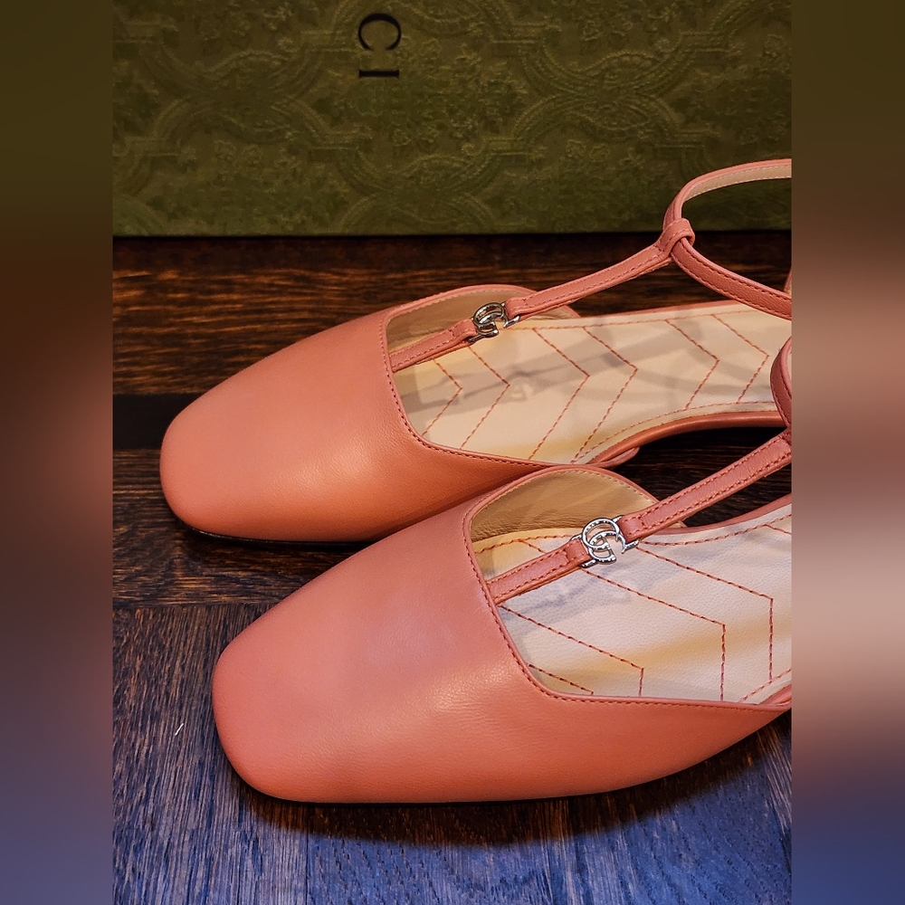 $750 Brand New Gucci Nappa Charlotte Leather Women's Sandals Sz EU 37 US 7 - Picture 6 of 8